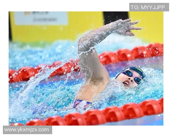 世界游泳纪录保持者突破极限 打破历史束缚创造新辉煌