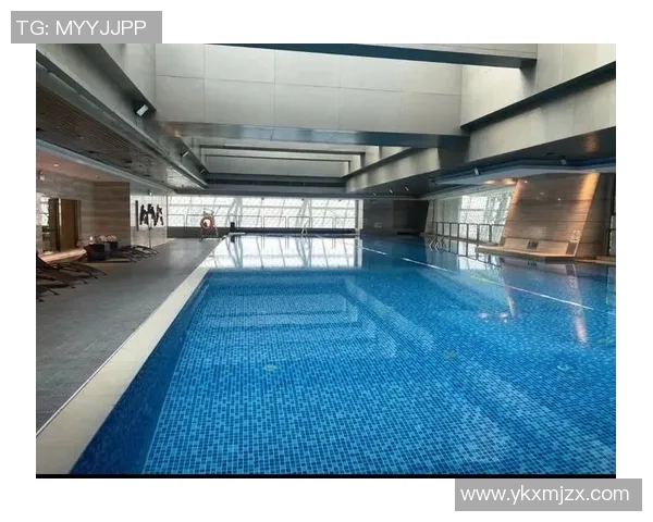 以游泳馆为核心打造健康生活空间，畅享水中乐趣与运动健身新体验